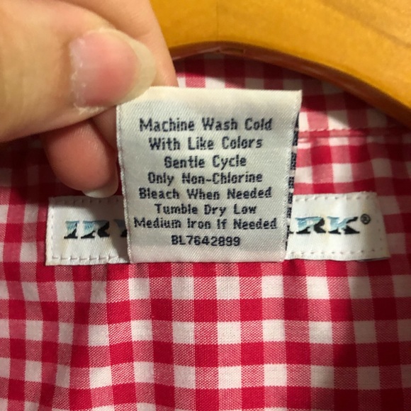 🔥 LAST CHANCE 🔥 Irvine Park Button Down Shirt - Picture 3 of 8
